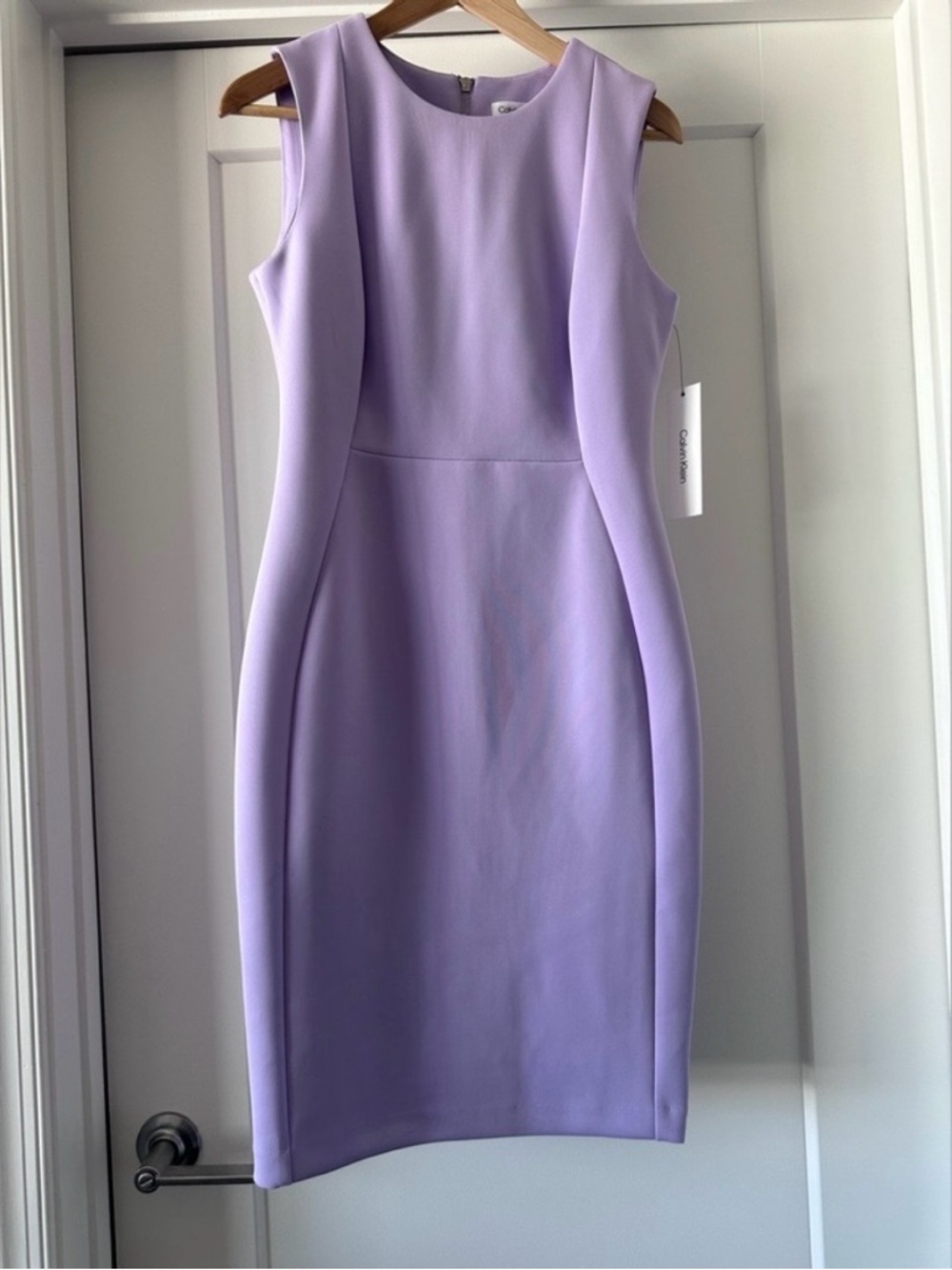 💜 NWT! Lavender CALVIN KLEIN Sleeveless Scuba Sheath Dress - Size 8